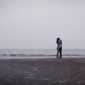 女生全裸不打码性交
